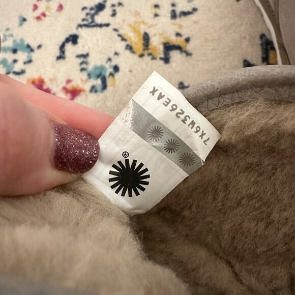 UGG Mens Lace Up Round Toe Maksim Chukka Boots Size 10 Gray Wool Sherpa NWOB - Picture 8 of 11